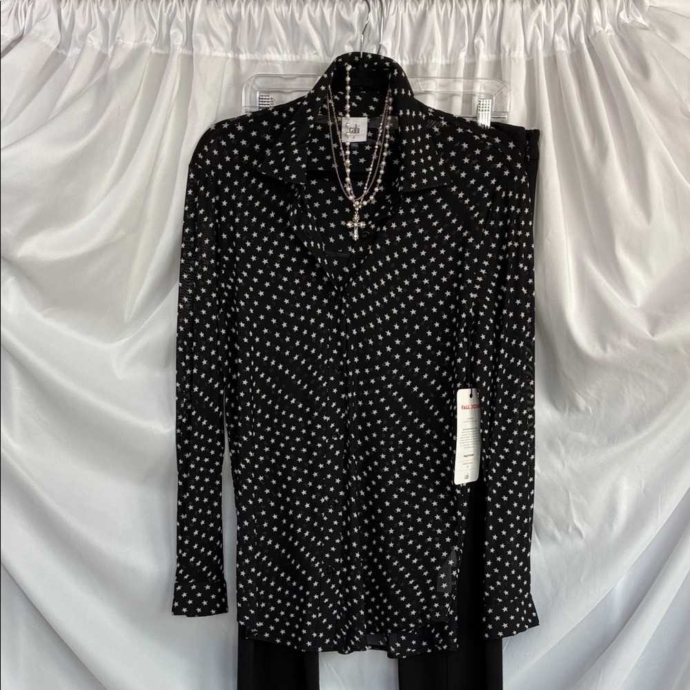 NWOT Cabi Celebrity Top